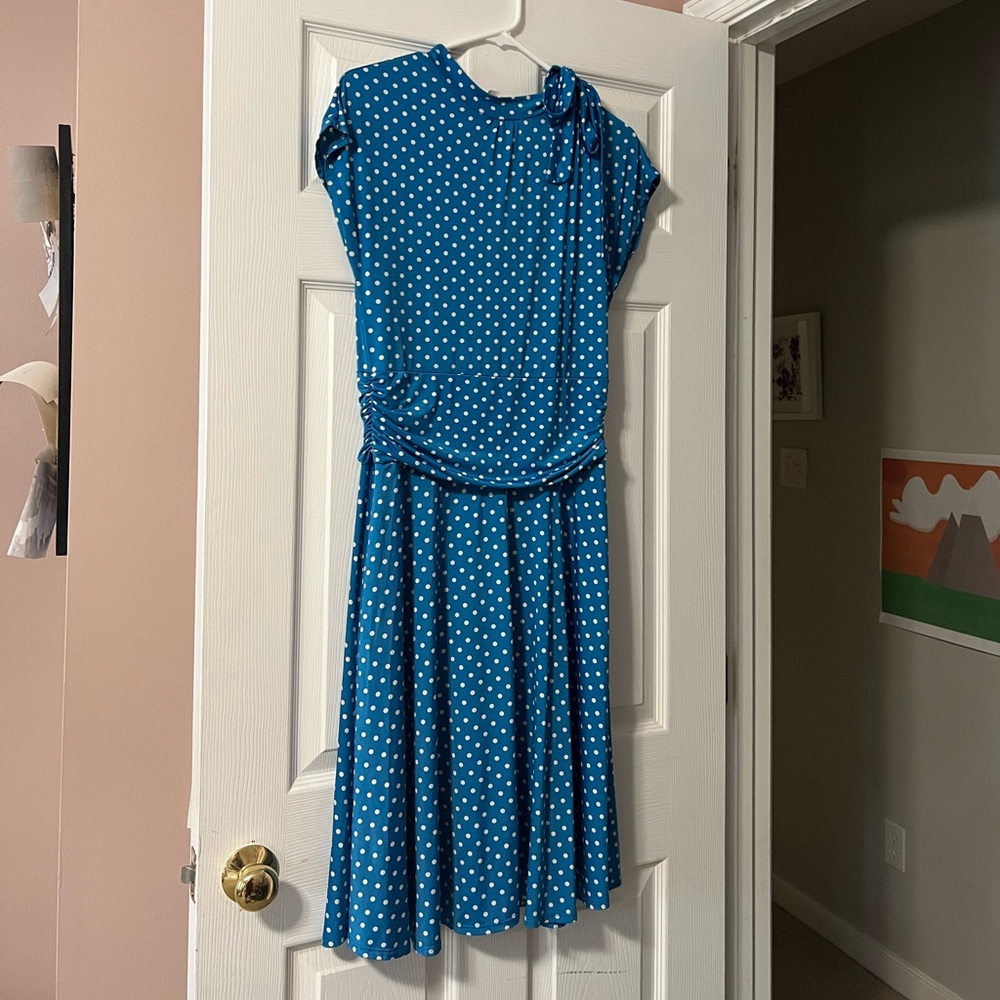 Retrolicious XL blue and white polka dot dress